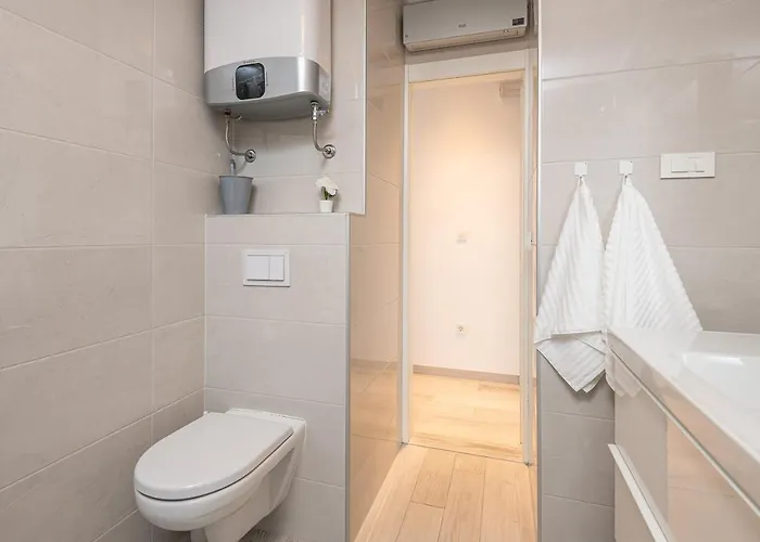 Lemon Tree * دوبروفينك